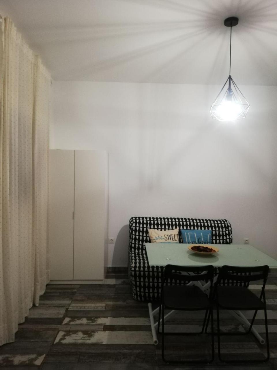 Modernos Apartamentos En Ciudad Jardin コルドバ エクステリア 写真